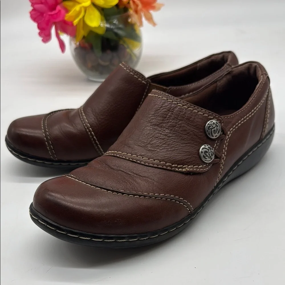 Clarks Bendables Brown Leather Loafers Slip-Ons Size 9 MCL7972A
